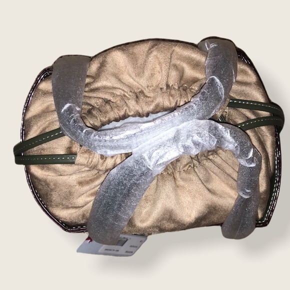 NEW FRANCES VALENTINE MOXY SNAKE EMBOSSED LEATHER TOTE IN OLIVE - Picture 3 of 6